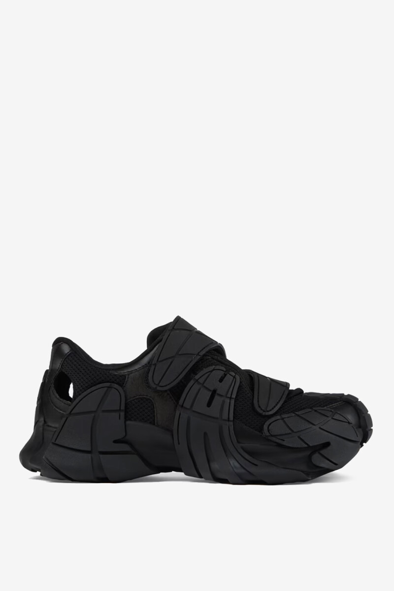 ZAPATILLA TORMENTA Negro
