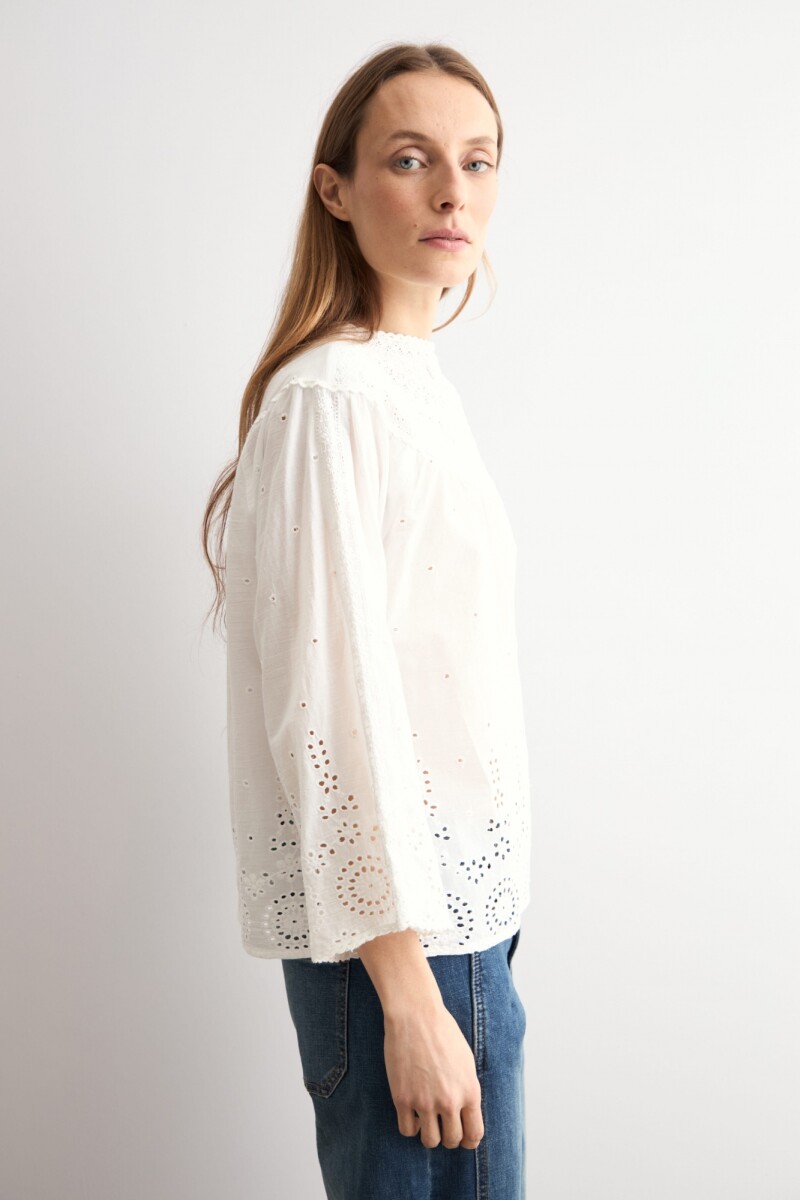 Blusa romántica blanco