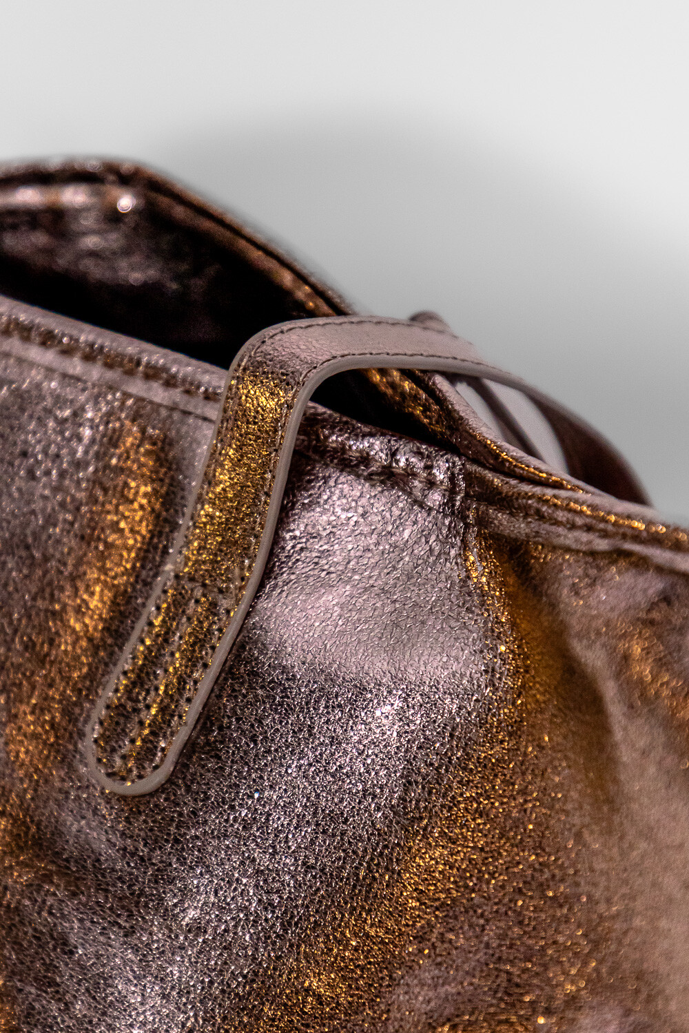 Cartera Machali Dorado
