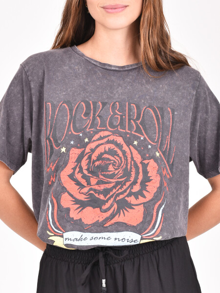 REMERA YELDAS VARIANTE 1