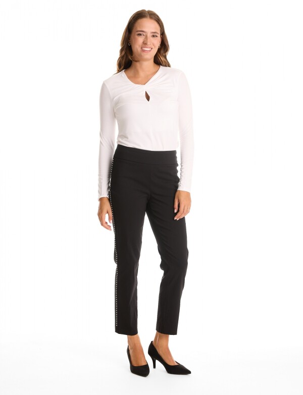 Pantalon Slim Tachas NEGRO