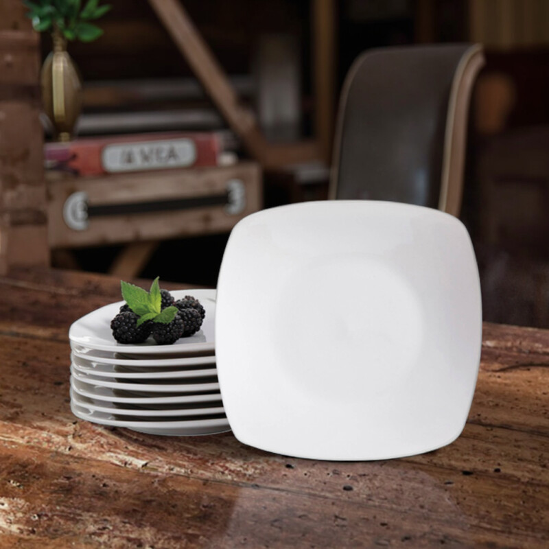 PLATO PLAYO DE PORCELANA CUADRADO • 24cm PLATO PLAYO DE PORCELANA CUADRADO • 24cm