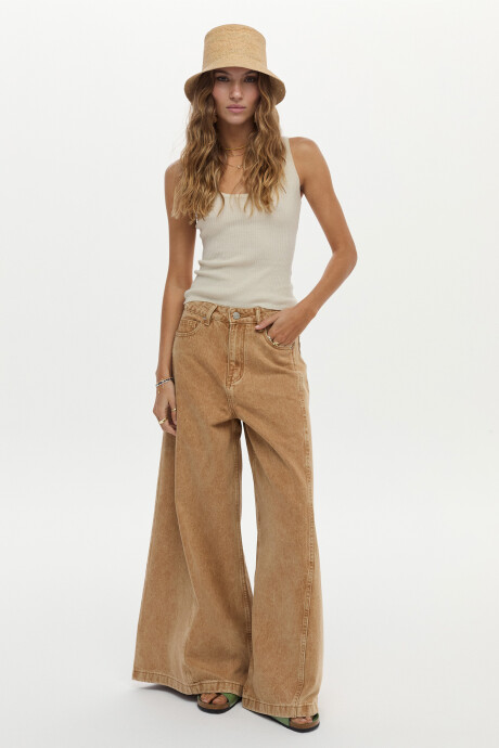 Jean Cloe Camel