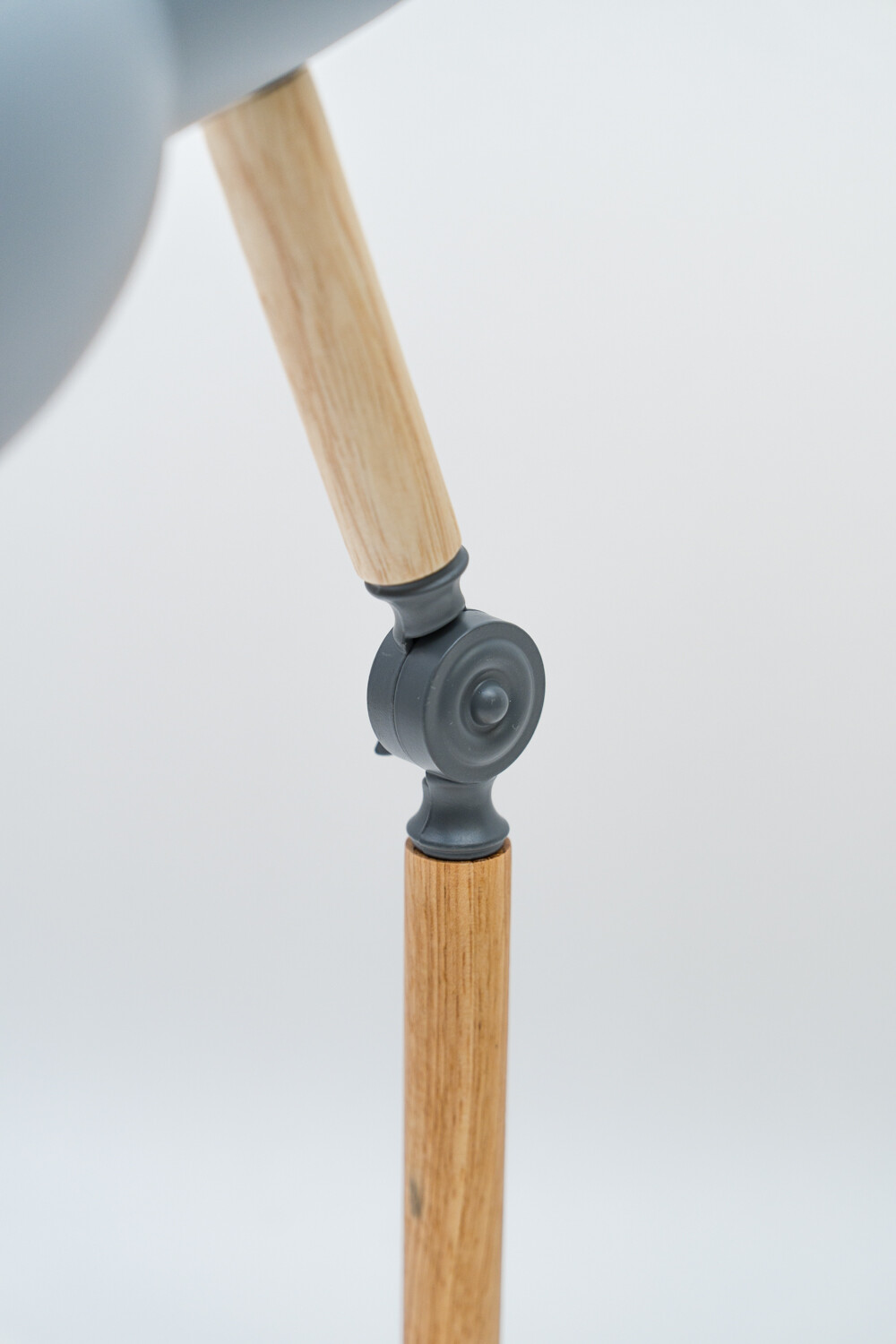 Lampara De Mesa Hiron Gris