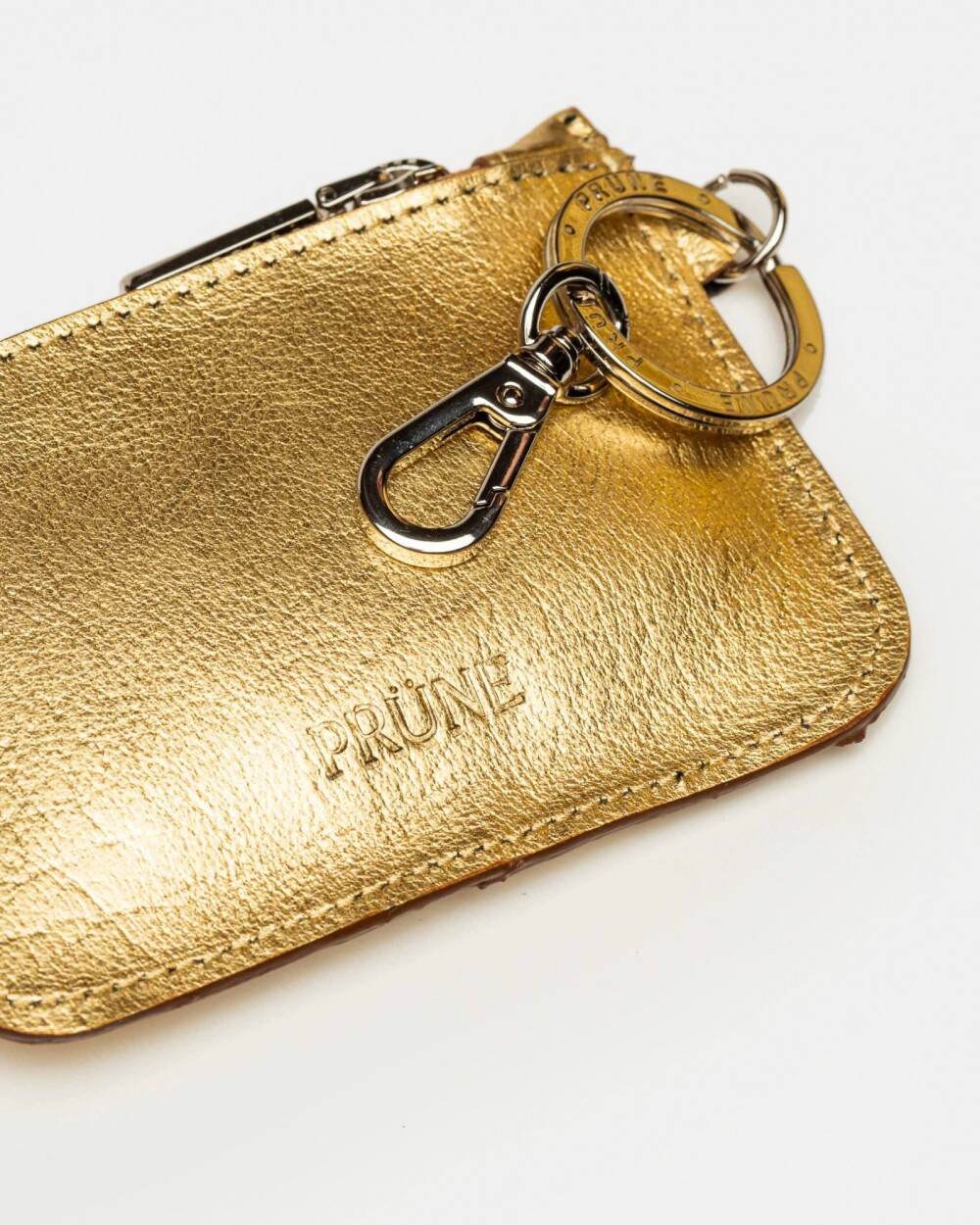 Charm Meg en cuero graneado metalizado Metalizado