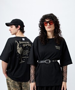REMERA SPRITZ Negro