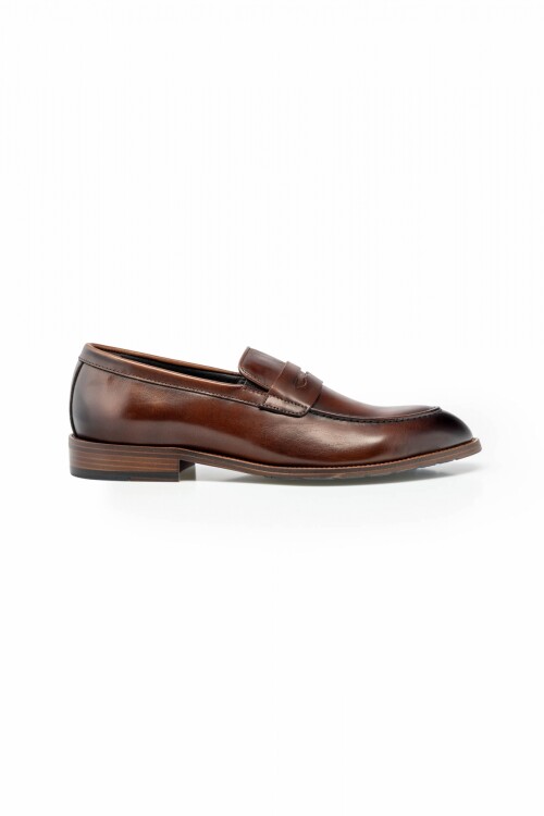 Mocasín con antifaz 100% cuero Marrón