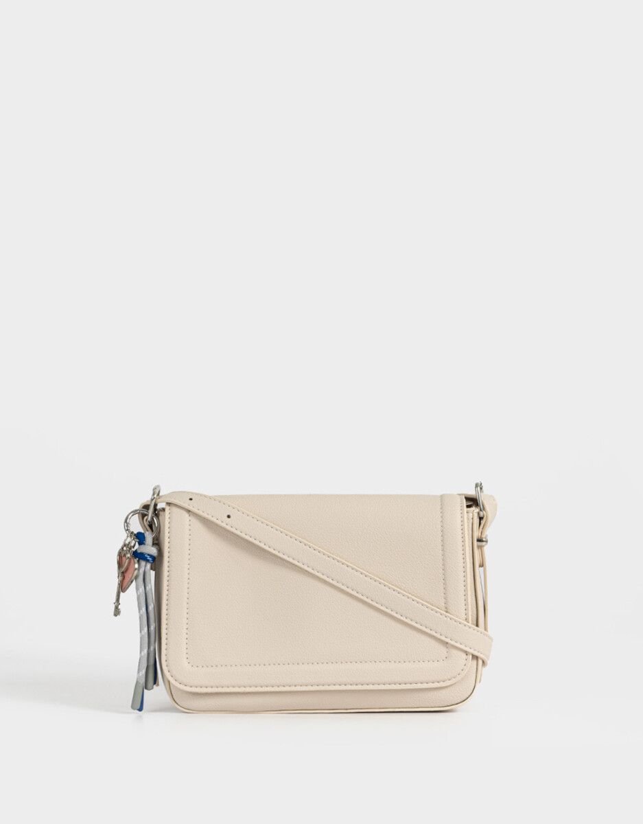 Bandolera Con Charm Crudo 