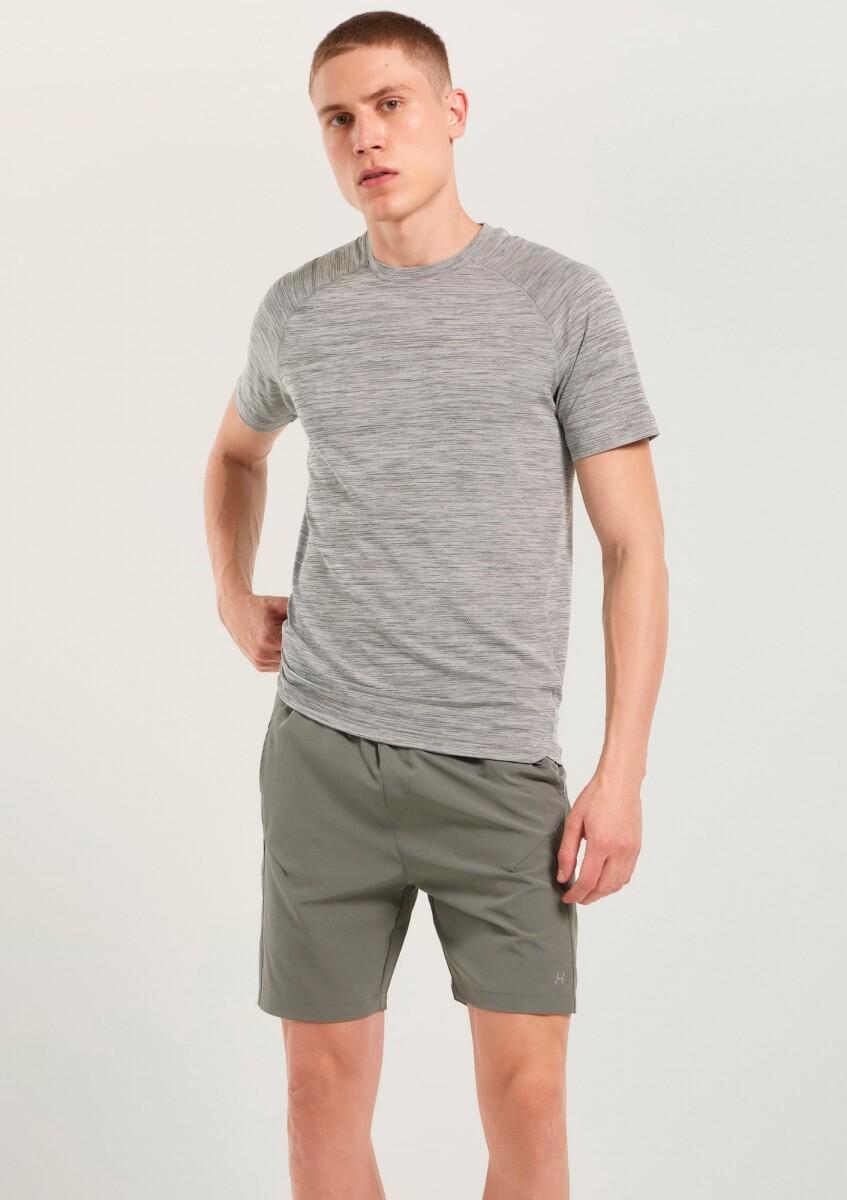 CAMISETA SPORT EASY CARE MODELO MOOVE - GRIS 