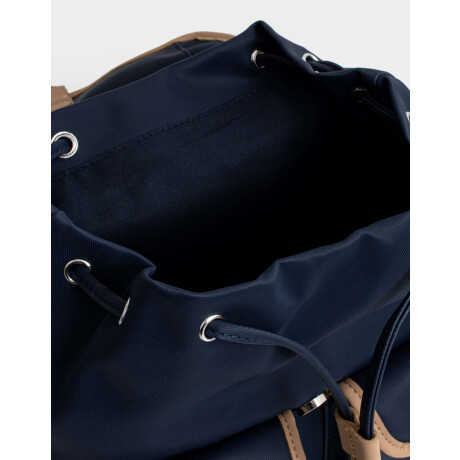 Mochila Con Solapa Azul ''campus Club'' Azul Medio