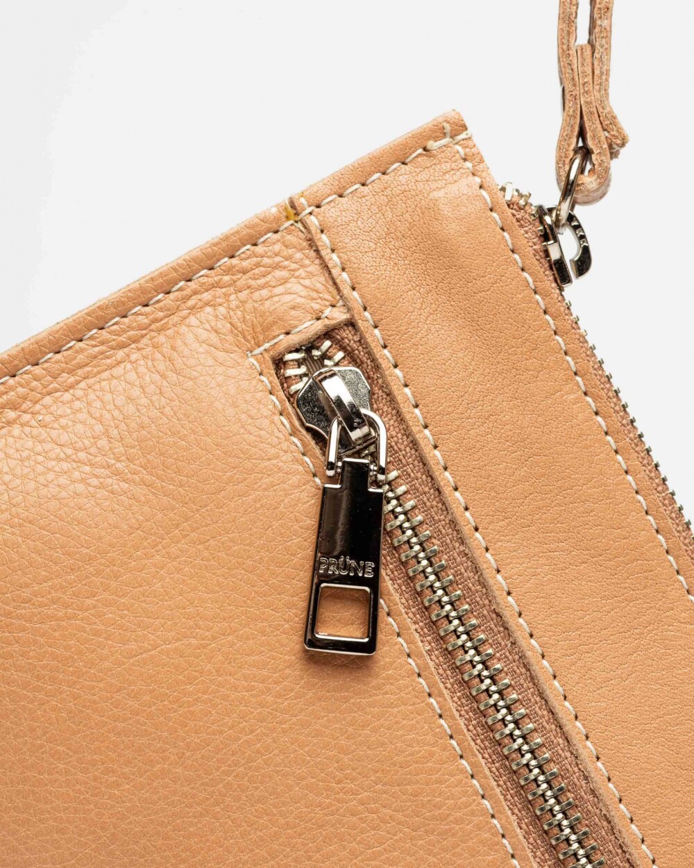 Sobre Atenas en cuero liso satinado Vaqueta