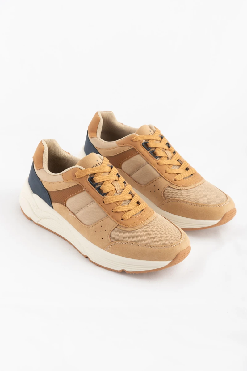 Zapatilla acordonada Camel