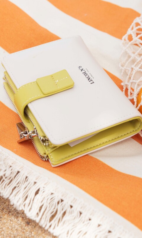 BILLETERA SIMONA MANTECA C/PISTACHO