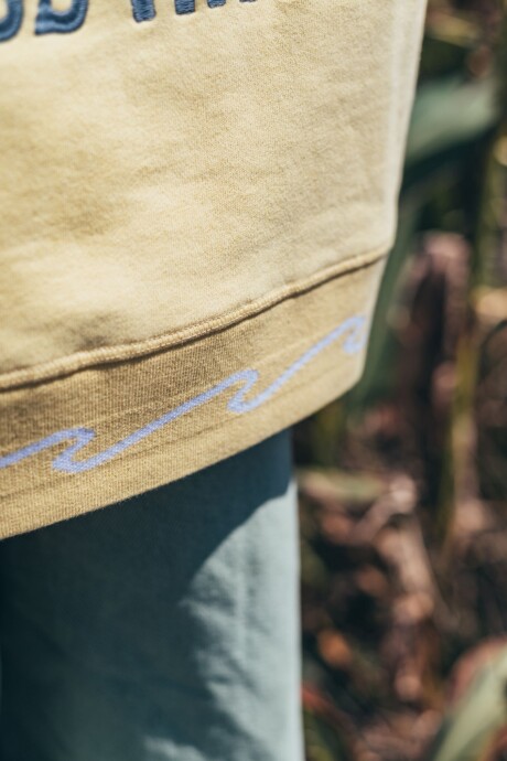 Hoodie Fiji Bordado / Amarillo U