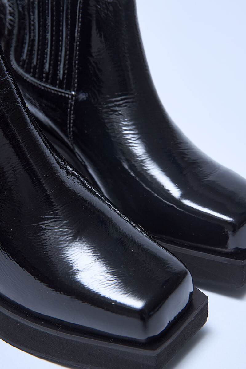 Fimore Black