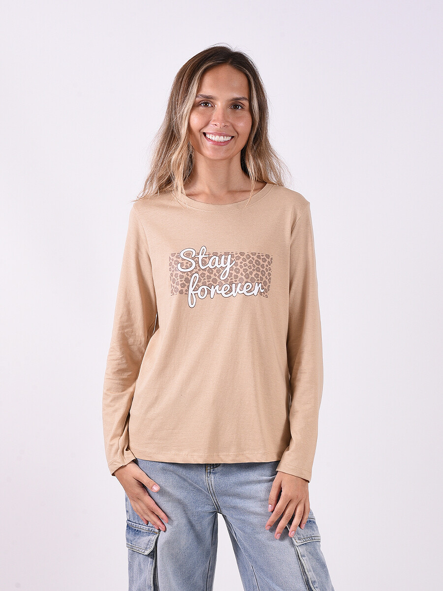 REMERA STAY FOREVER - BEIGE CLARO 