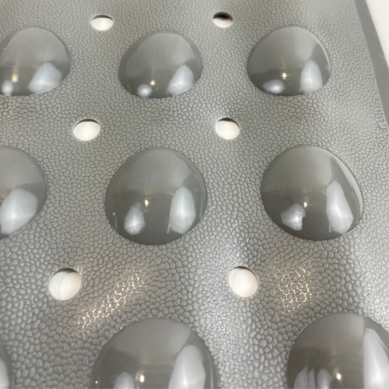 Alfombra con ventosas para el baño 38cm x 70cm GRIS