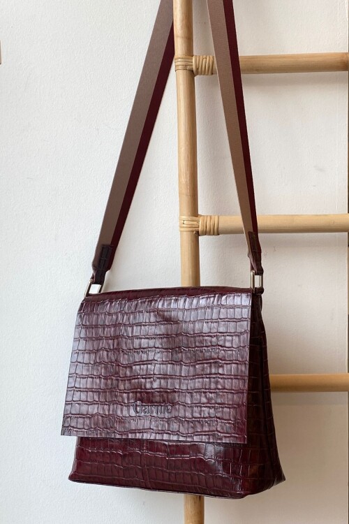 Bandolera Carla Crocco Bordeaux
