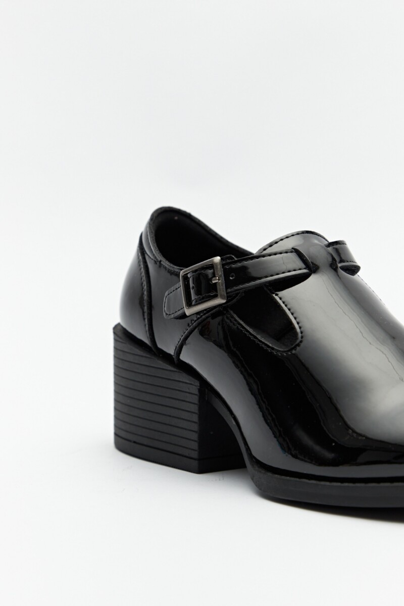 ZAPATO ROMINAL Charol Negro