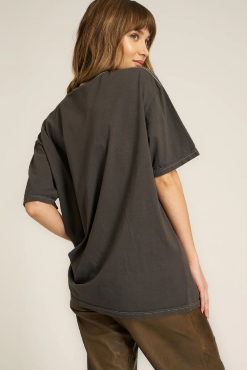 REMERA SPIRIT OF THE WEST Negro