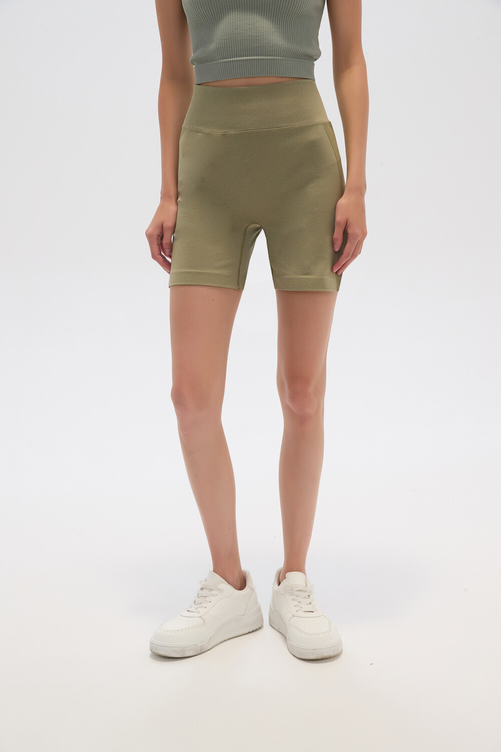 Short Jabalin Verde Oliva Claro