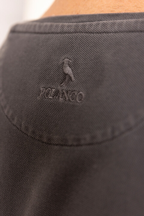 T-SHIRT KANUT POLANCO Grafito