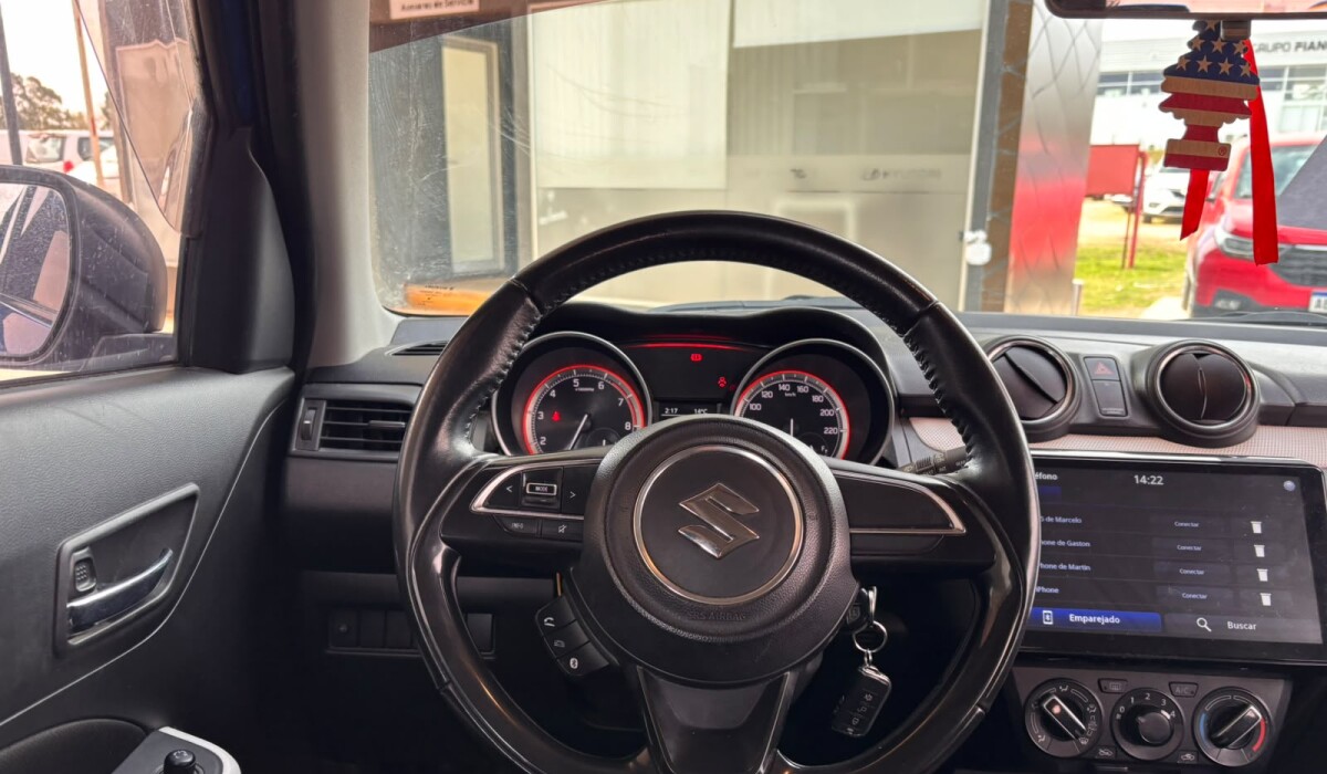 Suzuki Swift 1.2 GL Hybr - 2022 Suzuki Swift 1.2 GL Hybr - 2022