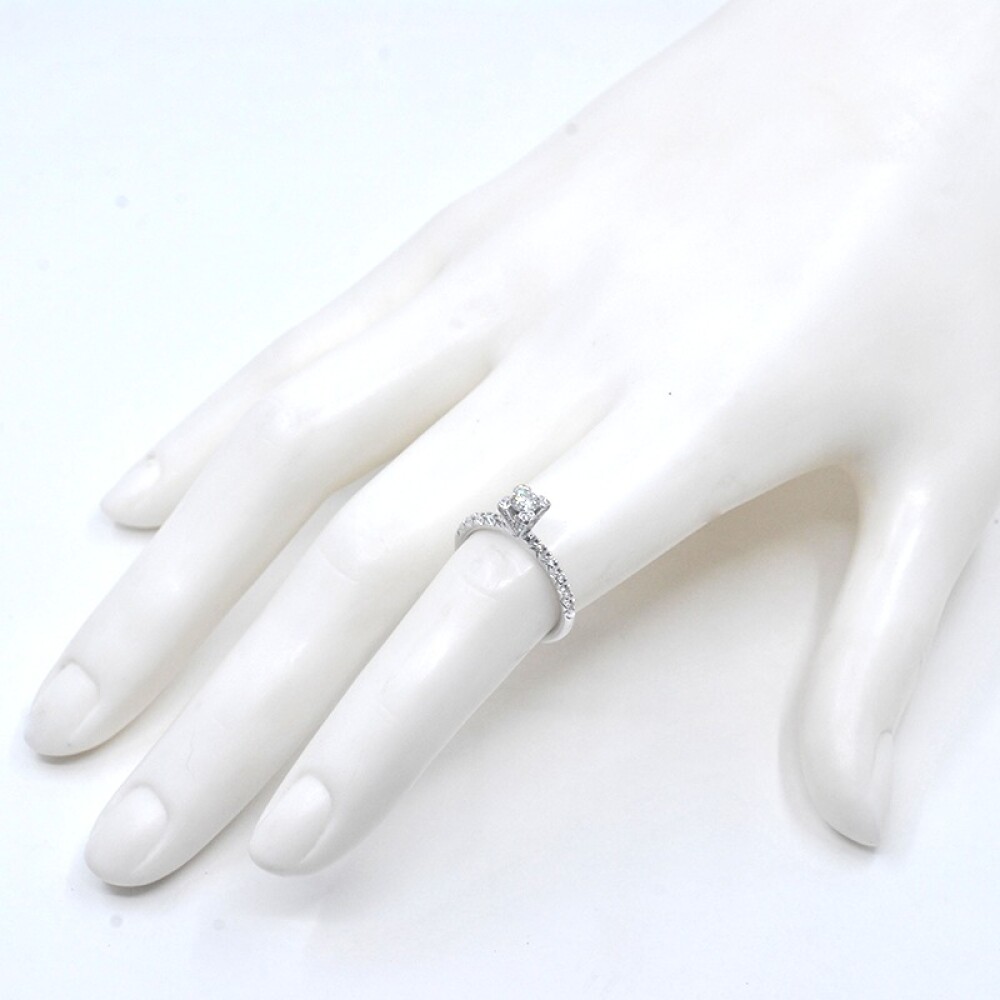 Anillo en oro 18k blanco y brillantes Anillo en oro 18k blanco y brillantes