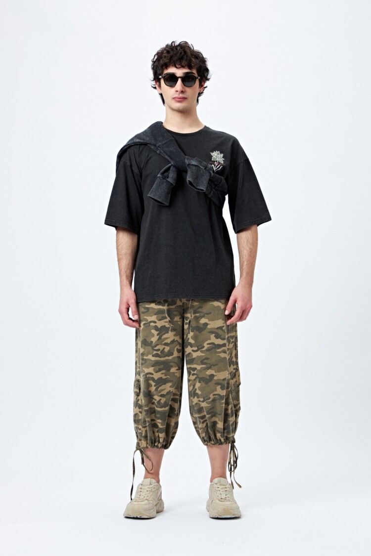 REMERA GROMI Negro