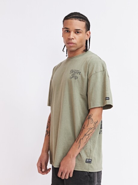 REMERA URSA VERDE