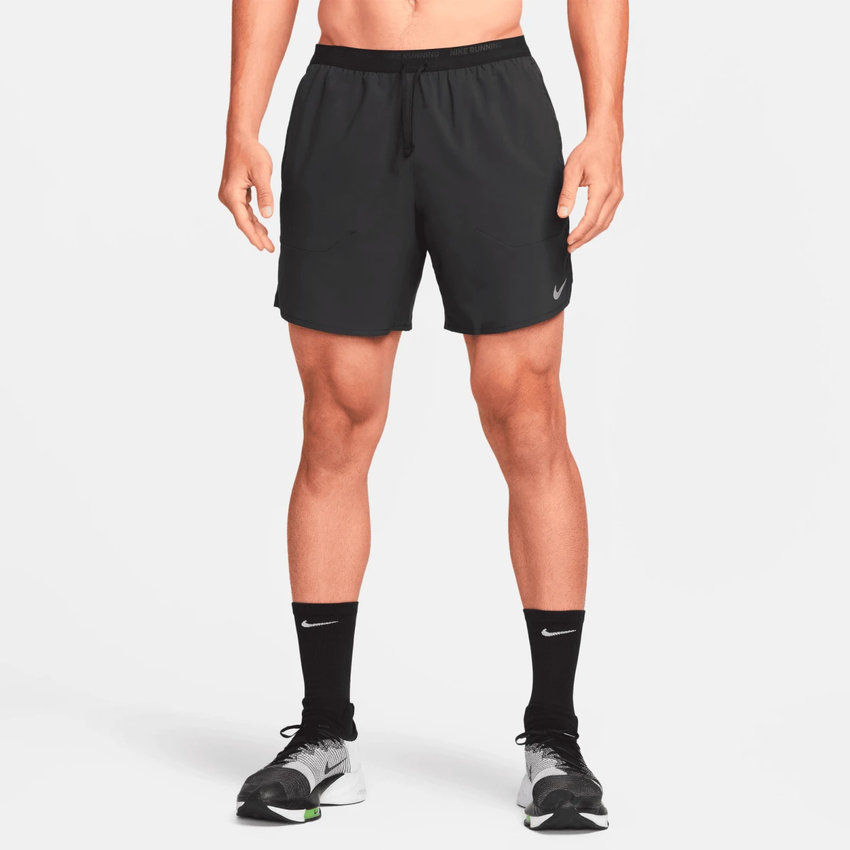 Short Nike Dri-Fit Stride Shrt 7 pulgdas de Hombre - Negro 