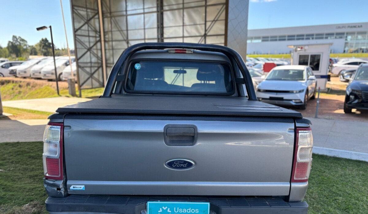 Ford Ranger XLT 2,3 Nafta 4x2 - 2011 Ford Ranger XLT 2,3 Nafta 4x2 - 2011