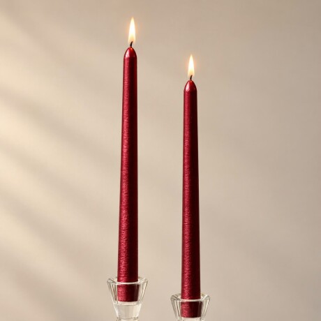 Set 4 Velas Conicas Ligeras 25cm Set 4 Velas Conicas Ligeras 25cm