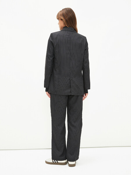 BLAZER CALAN NEGRO
