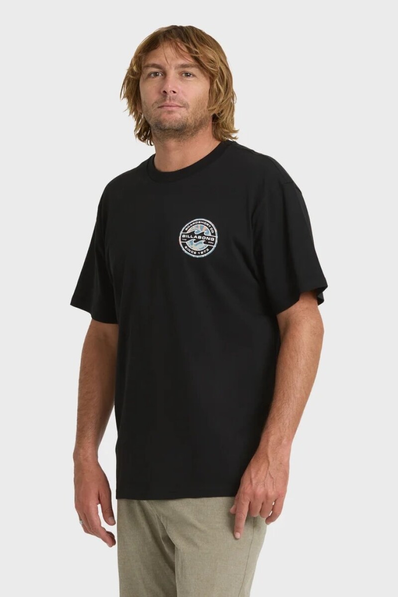 REMERA HOLLOW PREMIUM SS J-negro
