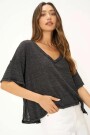 REMERA OH GIRL RAW Negro