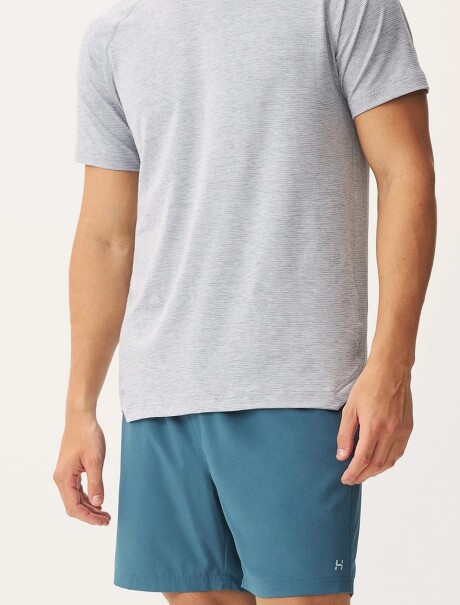 BERMUDA CON BOLSILLO AZUL
