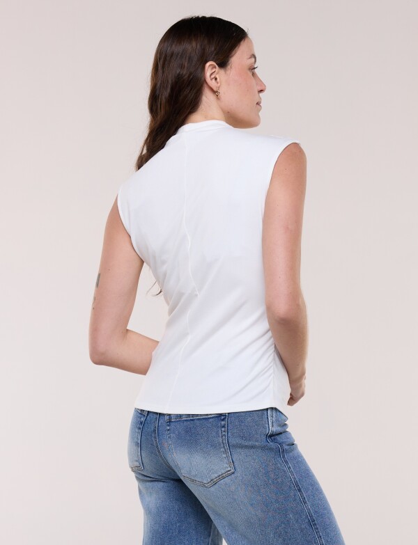 Musculosa Mock Neck & Frunces Laterales CRUDO