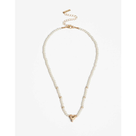 Collar Corto Perlas Y Corazón Dorado