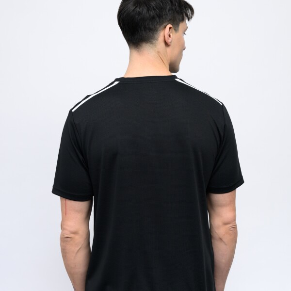 REMERA BOLT Umbro Hombre 029
