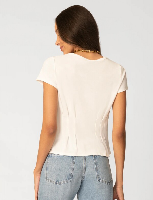 Remera Alforzas CRUDO
