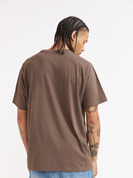 REMERA STNM MARRON