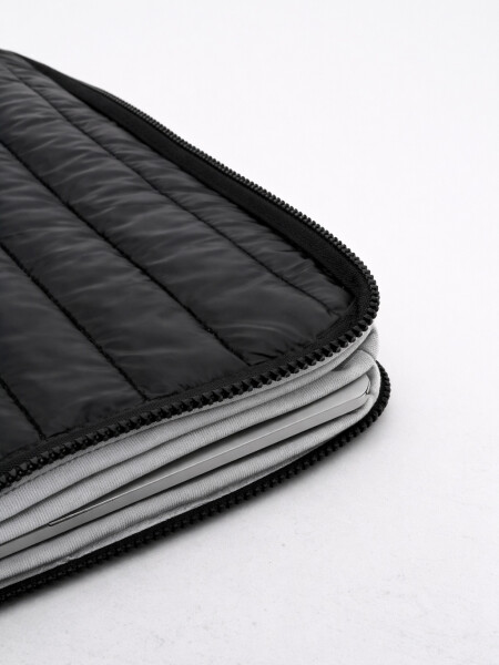 PORTA LAPTOP PUFFER NEGRO (V)