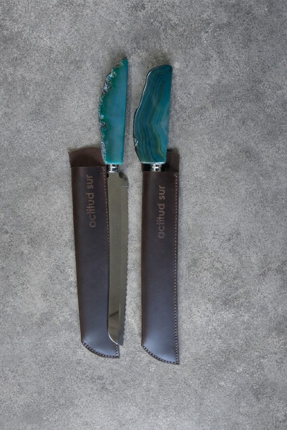 Rustic Stone Bread Knife Verde Agua