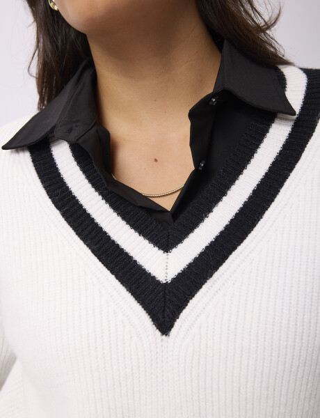 Sweater preppy blanco