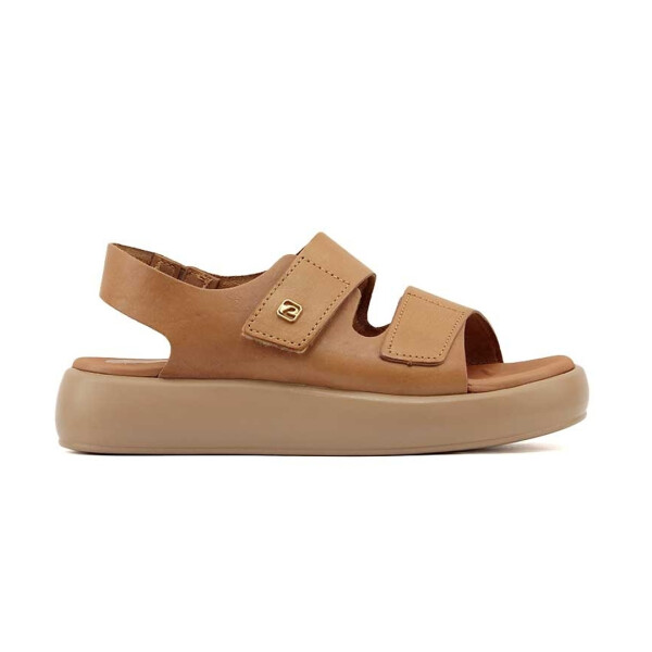 233713 EN CUERO - PEGADA CAMEL