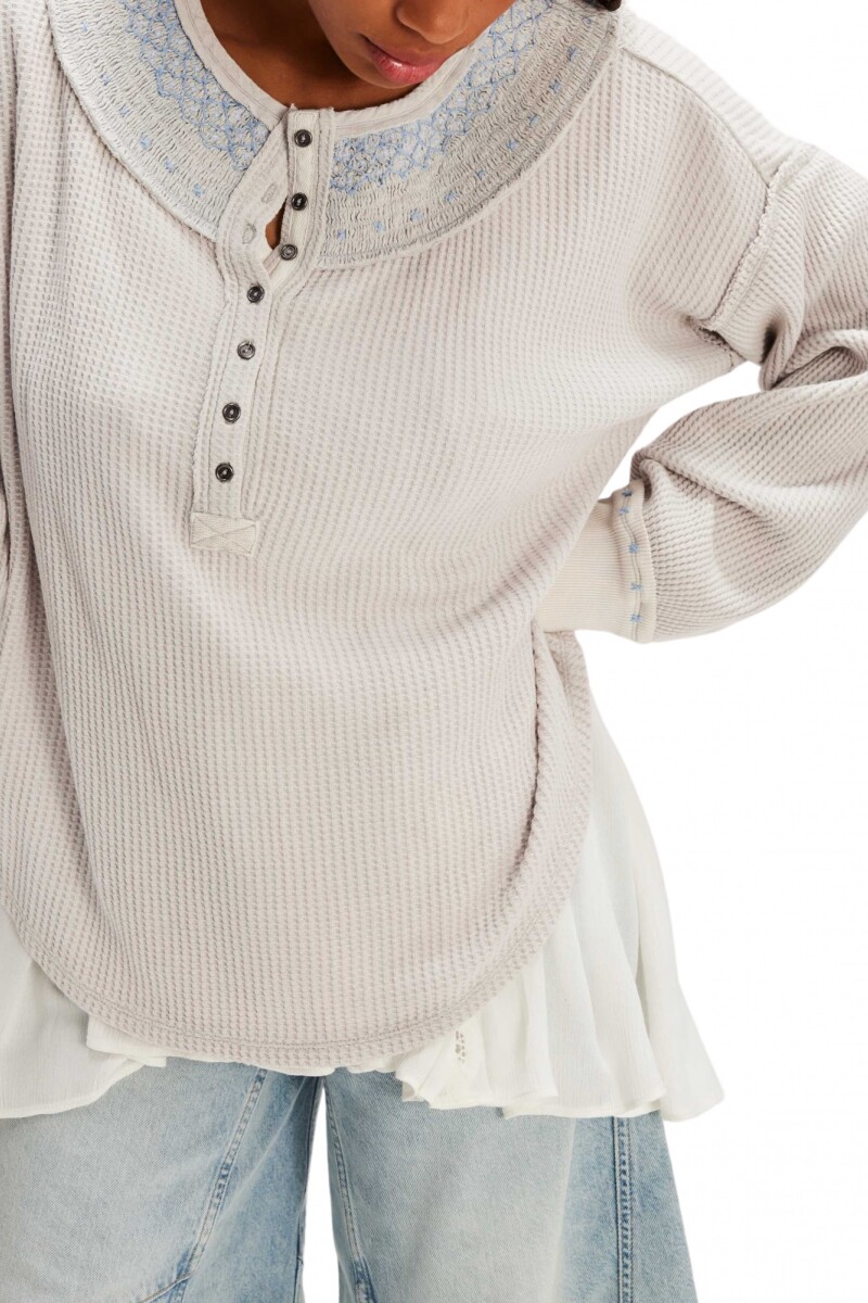 HOLLY HENLEY Gris