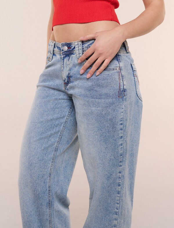 Jean Straight Pespunte En Contraste JEAN