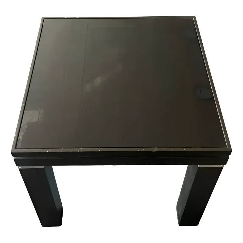 Mesa lateral con vidrio negro - MERCADERIA CON DETALLES Mesa lateral con vidrio negro - MERCADERIA CON DETALLES