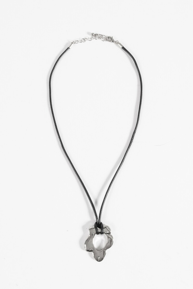 Collar cordón dije flor plateado